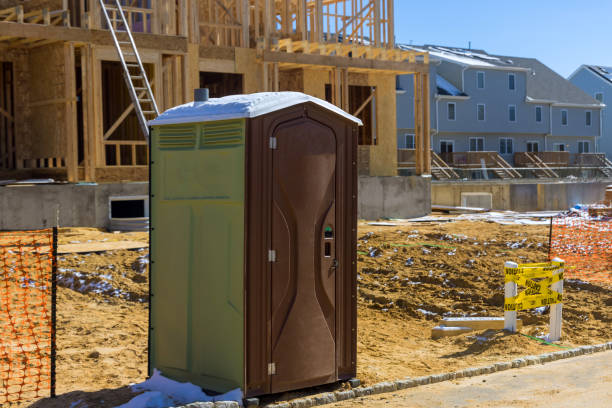 Best Portable restroom trailer rental  in Kent, OH